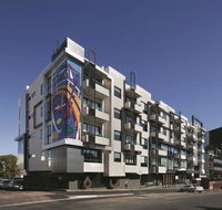 Vue Apartments  Day Spa - Darwin Holiday