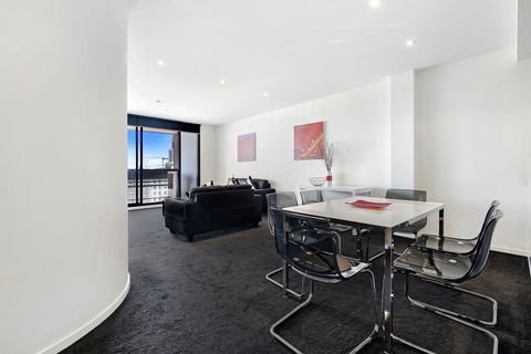 ULTIQA Little Collins (located At The Hero Apartment Building) - Darwin Holiday 33