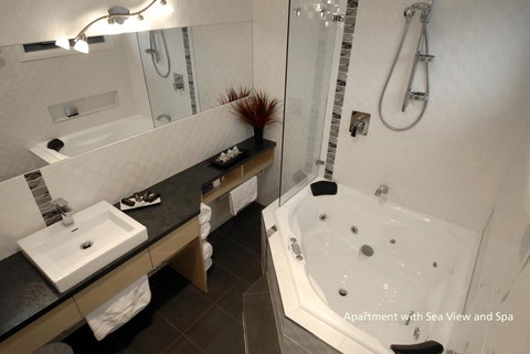 Seascape Accommodation - Darwin Holiday 2