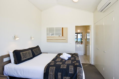Lornebeach Apartments - Darwin Holiday 24