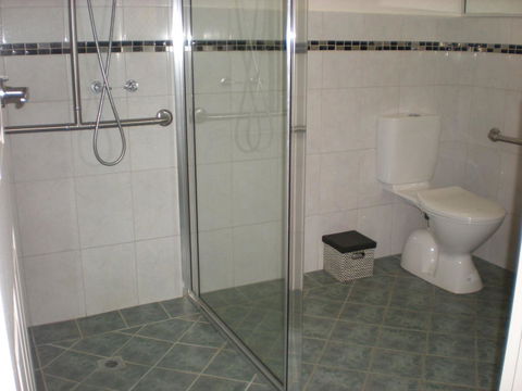 Willow Dene Holiday Apartments - Darwin Holiday 21