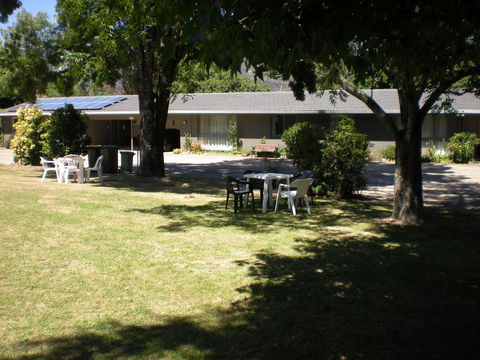 Willow Dene Holiday Apartments - Darwin Holiday 20