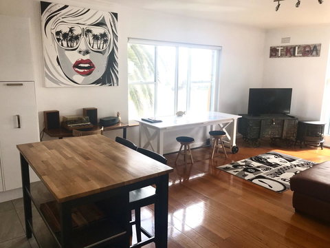 Beach Front Beauty - Darwin Holiday 0