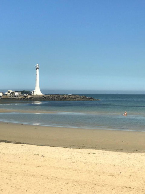 Beach Front Beauty - Darwin Holiday 21