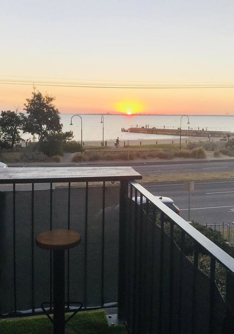 Beach Front Beauty - Darwin Holiday 18