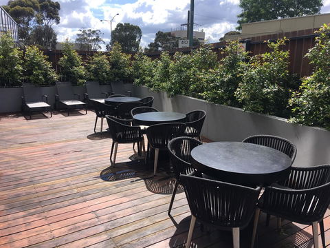 Melbourne Knox Central Apartment Hotel Official - Darwin Holiday 7
