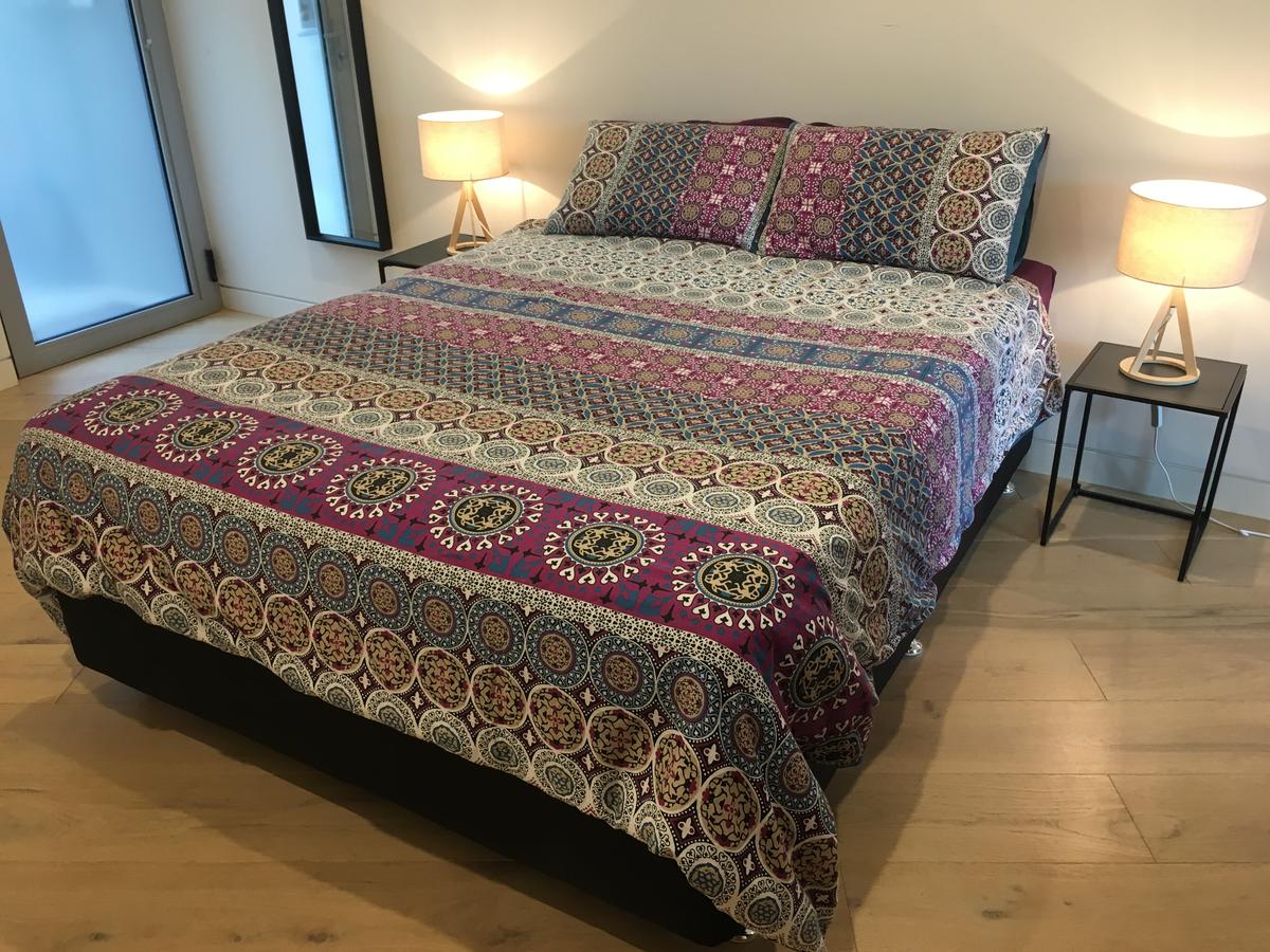 Elwood VIC Darwin Holiday