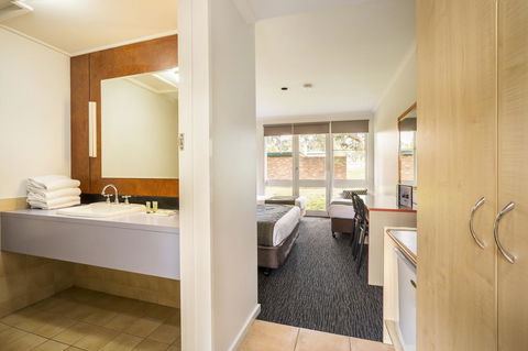 Burvale Hotel - Darwin Holiday 8