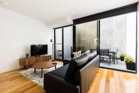 RenÃ©e - Beyond A Room Private Apartments - Darwin Holiday 10