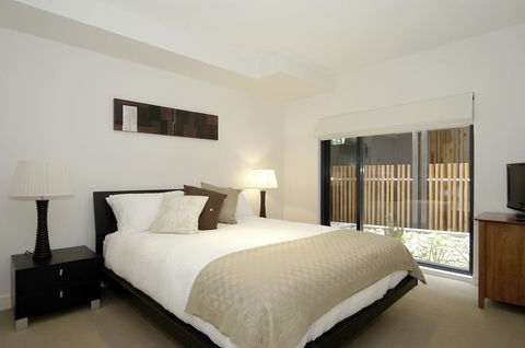 C-Scape Water Front Apartment - Darwin Holiday 5