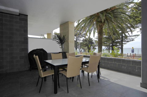 C-Scape Water Front Apartment - Darwin Holiday 14