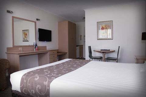 Eltham Gateway Hotel & Conference Centre - Darwin Holiday 1
