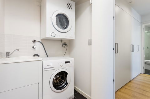 Accent Accommodation@Docklands - Darwin Holiday 8