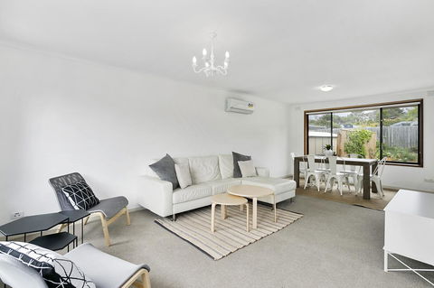 Fairhills - NEW LISTING, Beautifully Styled - Darwin Holiday 3
