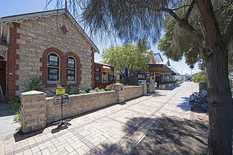 Sorrento Chic - Darwin Holiday 12