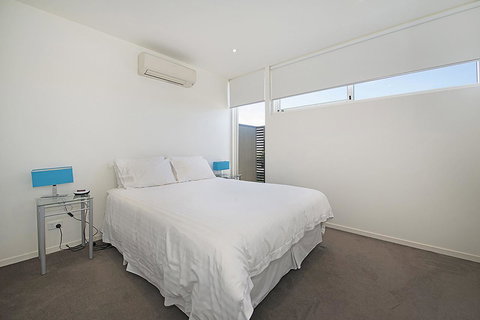 Sorrento Chic - Darwin Holiday 15