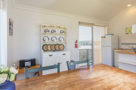 Cottages For Couples - Darwin Holiday 18