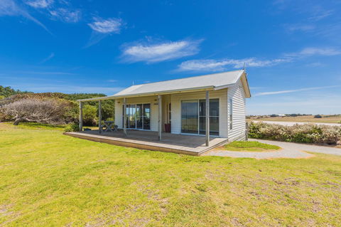 Cottages For Couples - Darwin Holiday 14