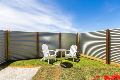 Cottages For Couples - Darwin Holiday 2
