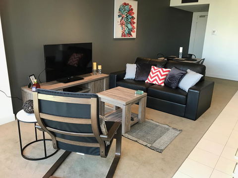 2 Bedroom Luxury At Southbank - Darwin Holiday 5