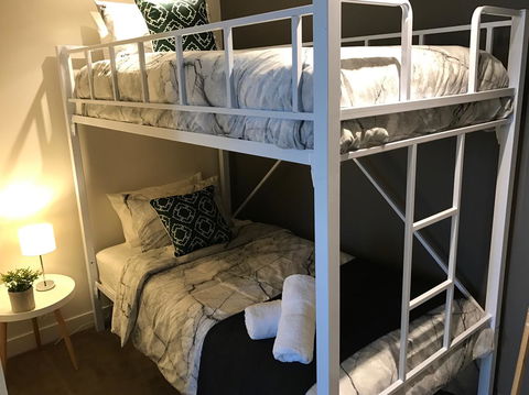 2 Bedroom Luxury At Southbank - Darwin Holiday 3