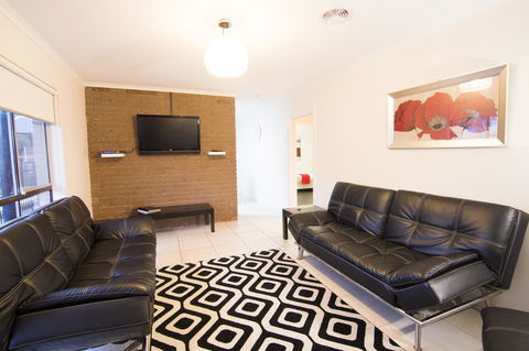 Mildura Holiday Villas - Darwin Holiday 22