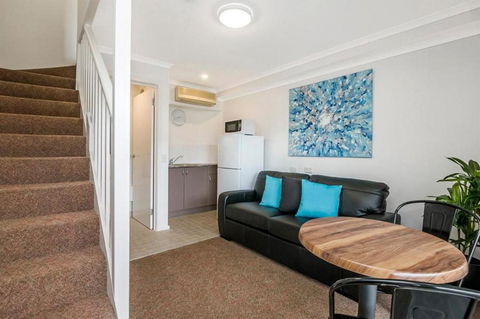 Apartments 521 - Darwin Holiday 1