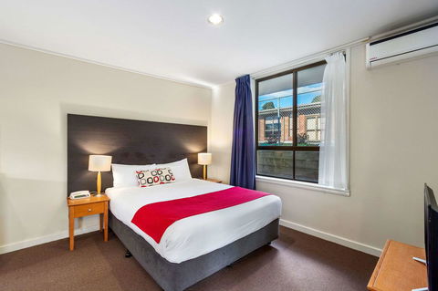 Knox International Hotel And Apartments - Darwin Holiday 5