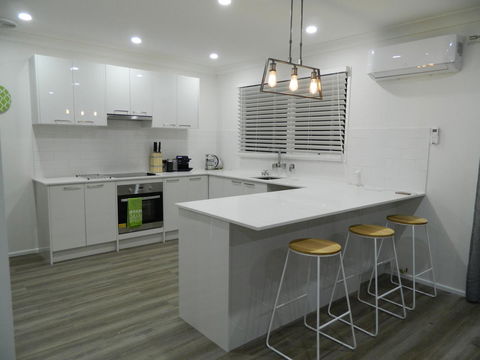 Haig Avenue - Darwin Holiday 1