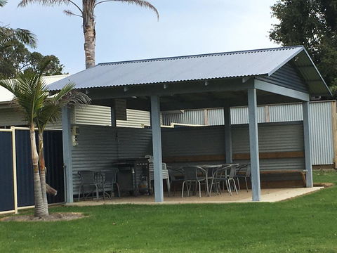 Lakeside At Mallacoota - Darwin Holiday 21