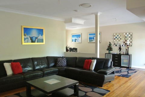 The Beach Townhouse - Darwin Holiday 3