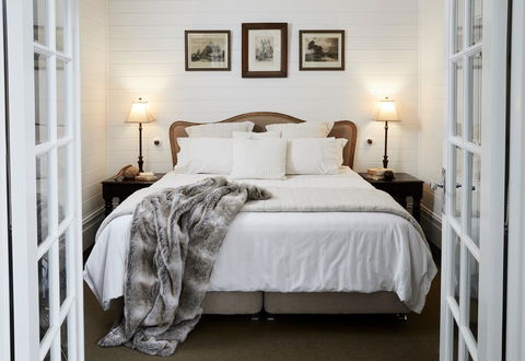 The Blackwood Sassafras - Darwin Holiday 0