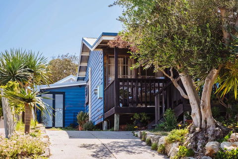 The Blue Beach House - Darwin Holiday 2