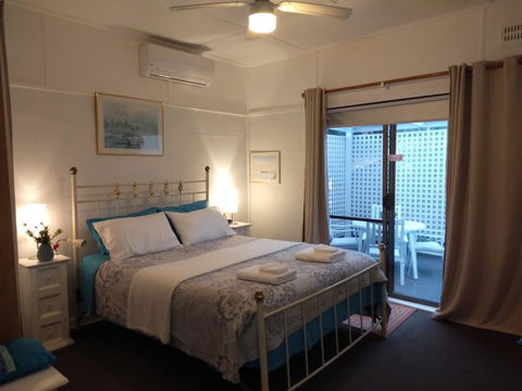 The Boathouse A 3 Bedroom House - Darwin Holiday 1