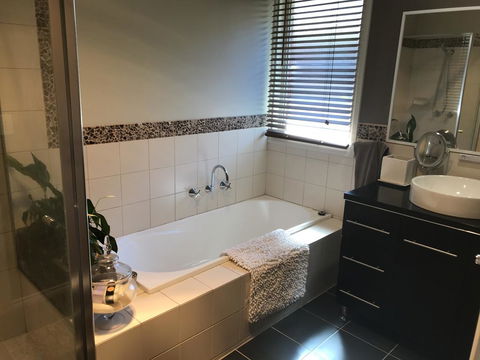 The Booville Hotel - Darwin Holiday 0