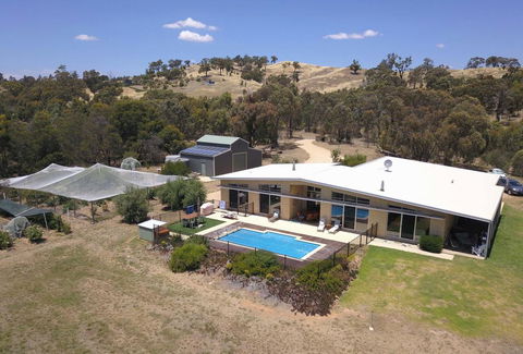 The Chocolate Lily Bed & Breakfast - Darwin Holiday 2