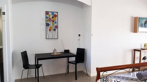 The Courtyard - Darwin Holiday 2