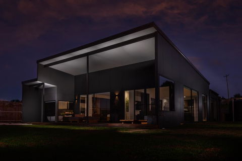 The Cove Tasmania - Darwin Holiday 0