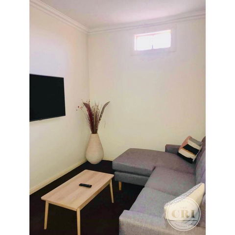 The Cri On Main - Darwin Holiday 3