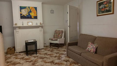 The Crooked Cottage - Darwin Holiday 3