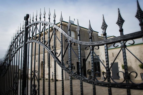 The Customs House B & B - Darwin Holiday 3