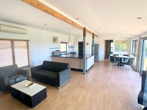 The Daydawn Dairy - Perched High, Simple Living & What A View! - Darwin Holiday 3