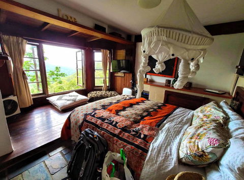 The Den Of The Treehouse, KINABALU Farm - Darwin Holiday 1