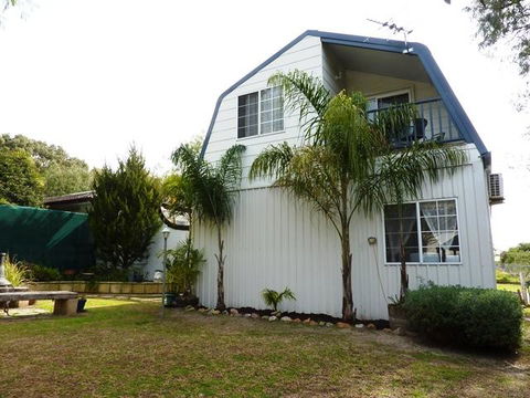 The Doo Drop Inn - Darwin Holiday 2