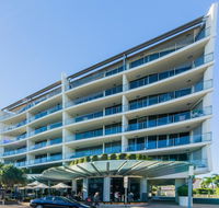 The Dunes Cotton Tree - Darwin Holiday