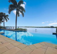 The Duporth Riverside - Darwin Holiday