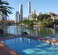 The Emerald Surfers Paradise - Darwin Holiday