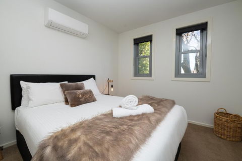 The Endsleigh -1 Bedroom Villa, Free Wifi, Near CBD - Darwin Holiday 0
