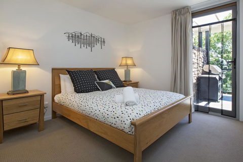 The Edge Apartment 5 Jindabyne - Darwin Holiday 3