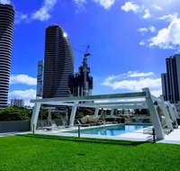 The Eureka Gold Coast Residence on Broadbeach - Darwin Holiday